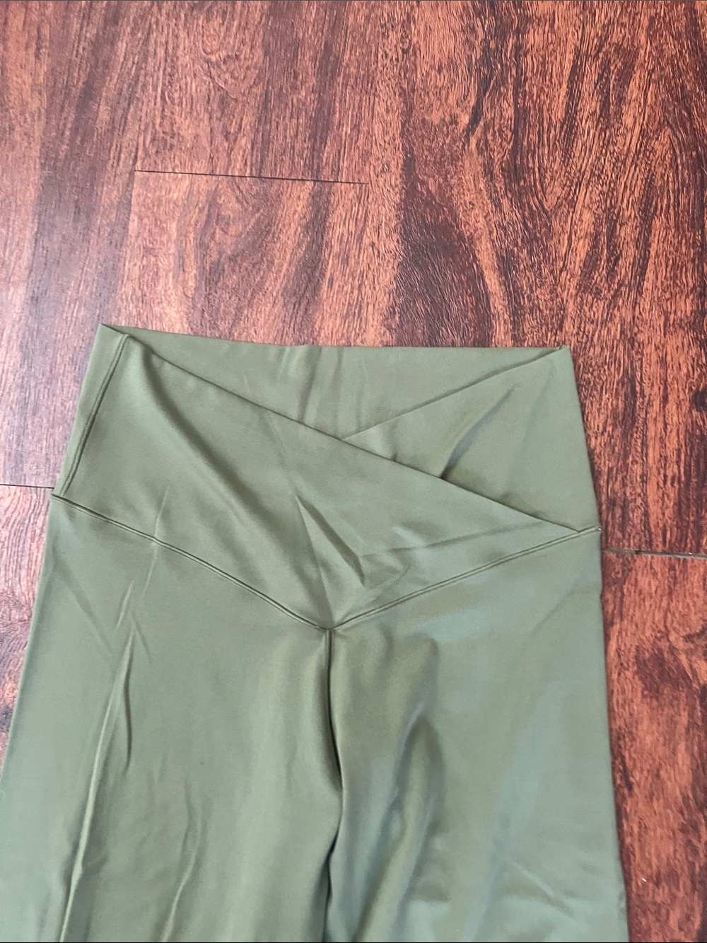 Aerie offline Olive Green Active Leggings - Picture 2 of 7